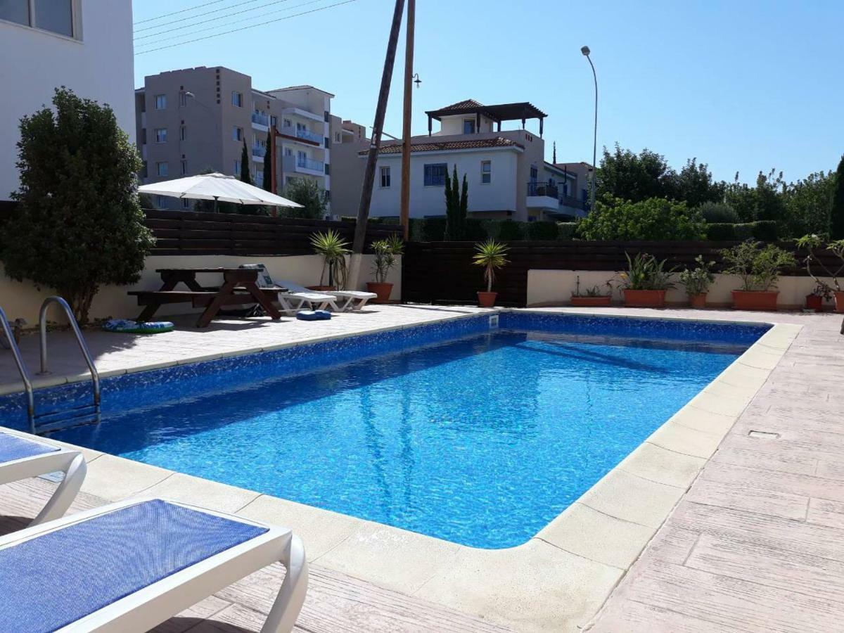 One Bedroom Apartment Alina Court 4 Paphos Exterior photo