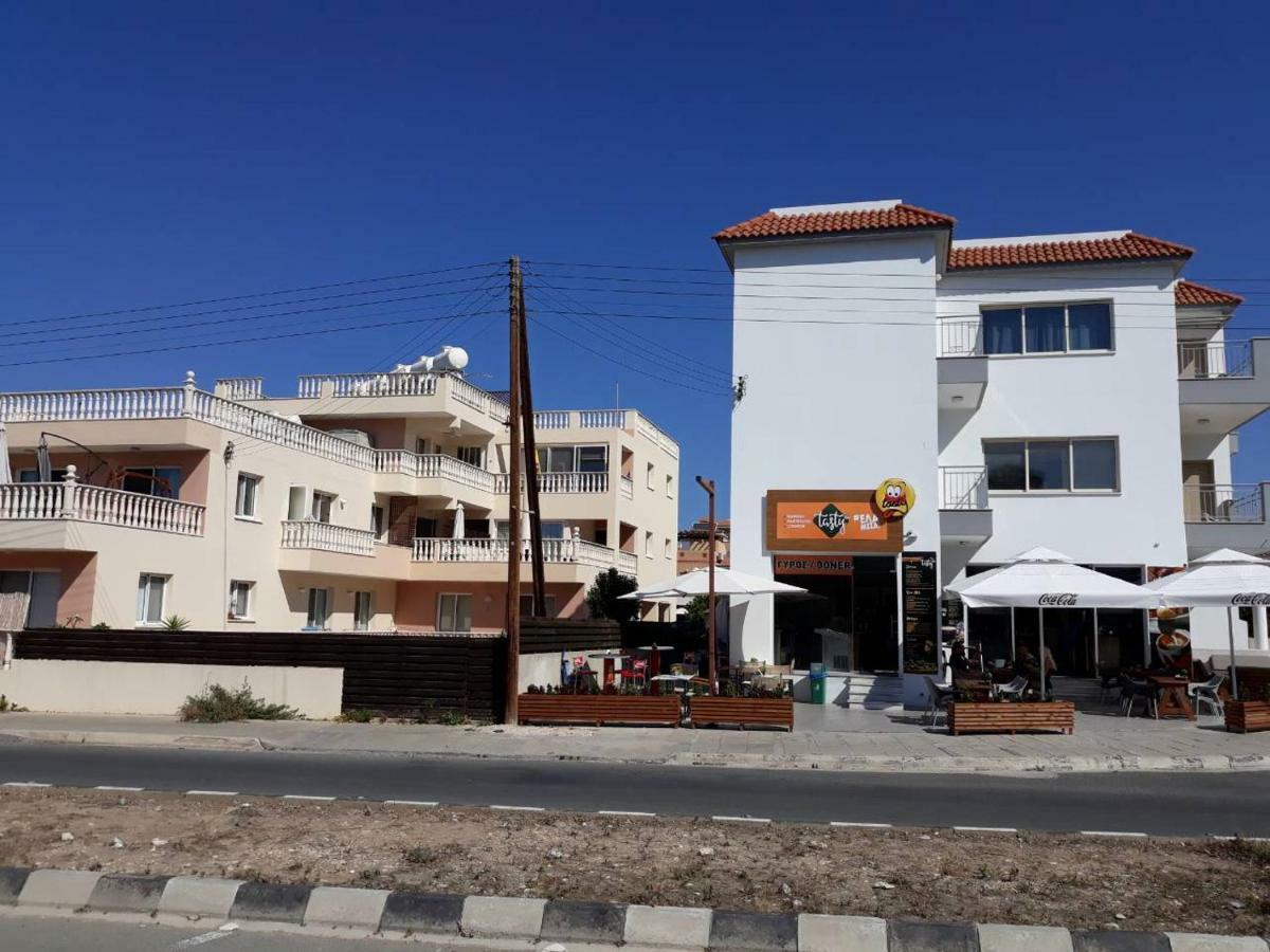 One Bedroom Apartment Alina Court 4 Paphos Exterior photo