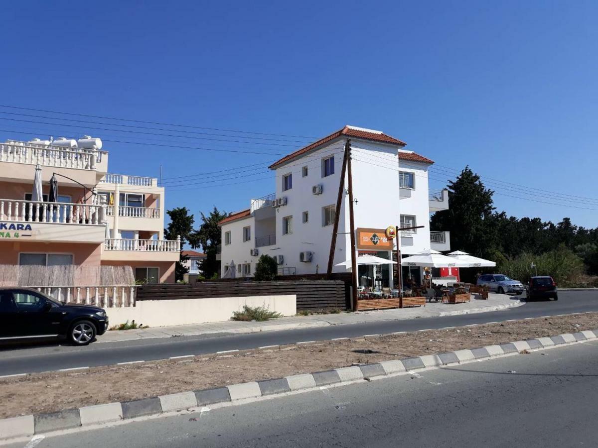 One Bedroom Apartment Alina Court 4 Paphos Exterior photo